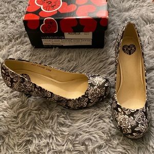 Sugar skull black and white heels T.U.K. Brand.